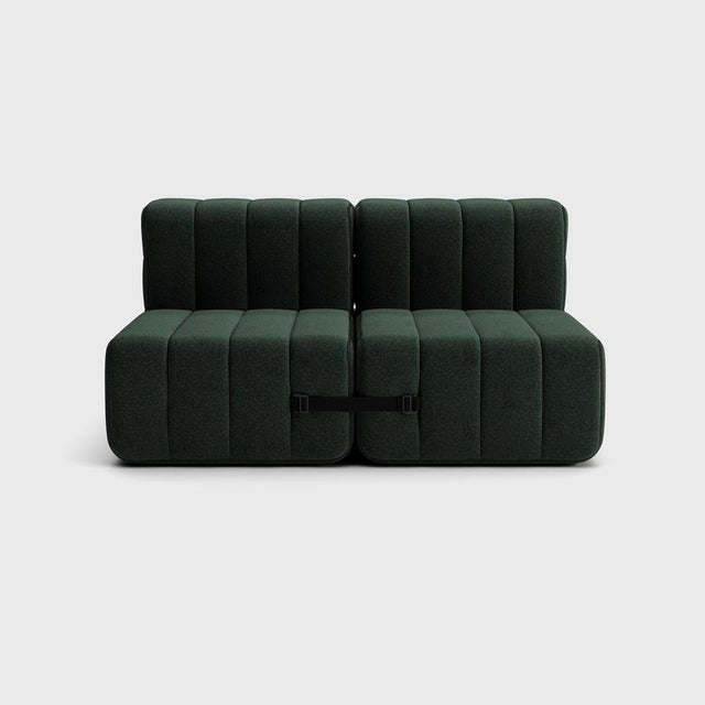 More than four seasons! With four modules of the Curt sofa system, the modularity really comes into its own. More than 20...