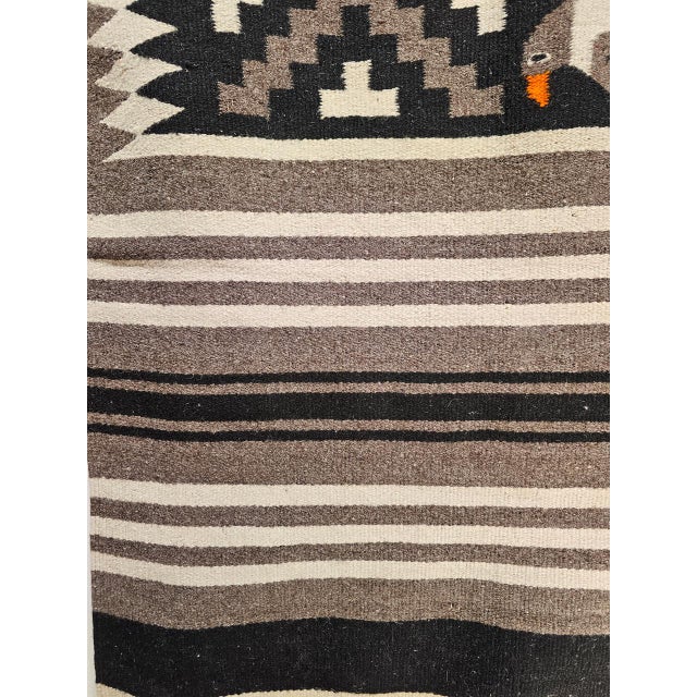 Vintage Mexican Serape Kilim Rug, Flat-Woven Medallion Pattern, Gray & Black, 5x7 For Sale - Image 10 of 14