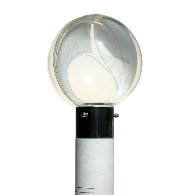 Italian Space Age White Floor Lamp in Murano Glass by Toni Zuccheri for VeArt, 1960 For Sale - Image 6 of 8