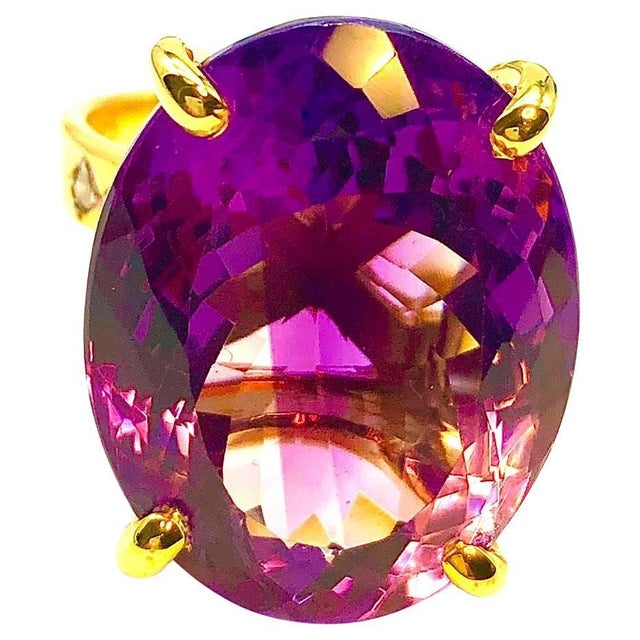 Bochic "Capri" Vintage Oval Shape Amethyst & Diamond Set In 18K Gold & Silver For Sale - Image 15 of 18