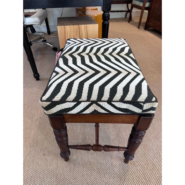 Wood Early 19th Century English Walnut Bench With Zebra Epingle Cushion For Sale - Image 7 of 9