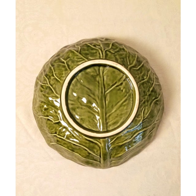 1980s Vintage Bordallo Pinheiro Cabbageware Salad Bowl Green Leaf Majolica Ceramic Serving Dish New Traditional Dining Table Centerpiece Display For Sale - Image 5 of 6