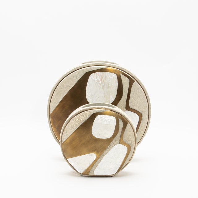 Modern Vase in Shagreen With Mother of Pearl and Brass Details by R&y Augousti For Sale - Image 10 of 12