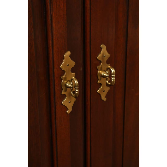 Henkel Harris Virginia Galleries Vintage Mahogany Long Dresser For Sale - Image 9 of 18