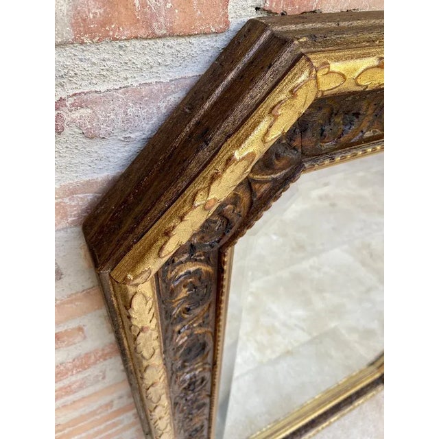 Octogonal Wall Mirror with Carved Gold Wooden Frame, 1940s For Sale - Image 6 of 12
