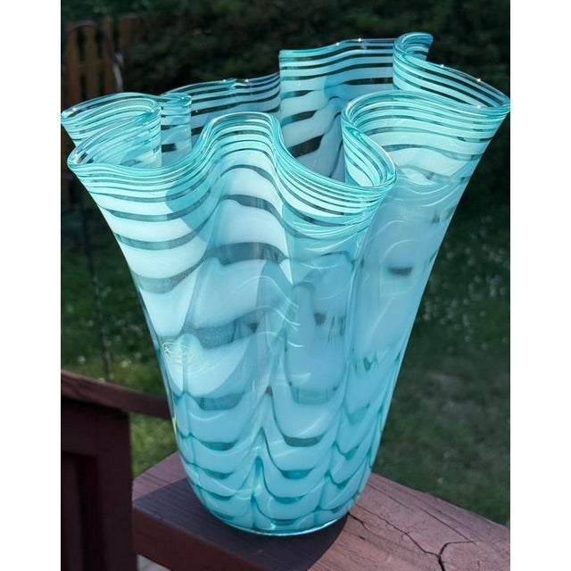 Gorgeous 1990's Turquoise Iridescent Pulled Feather Handkerchief Vase by Royal Gallery, Poland. Perfect undamaged...