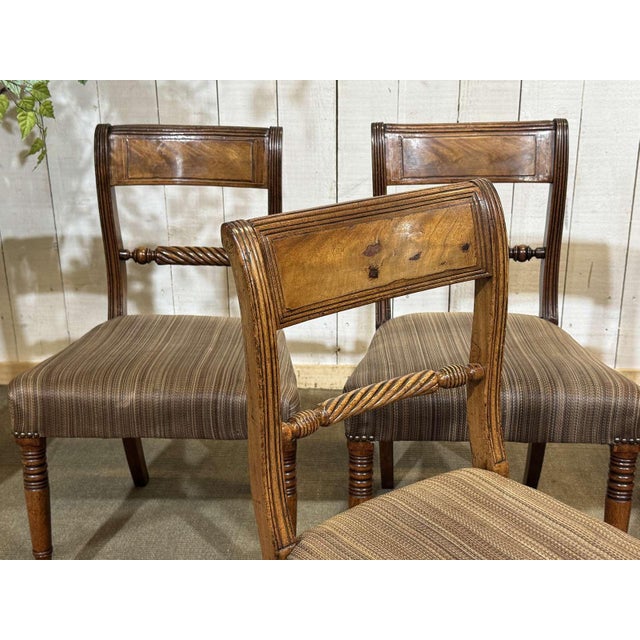 19th Century English Chairs and Armchairs Set in Mahogany, Set of 6 For Sale - Image 9 of 14