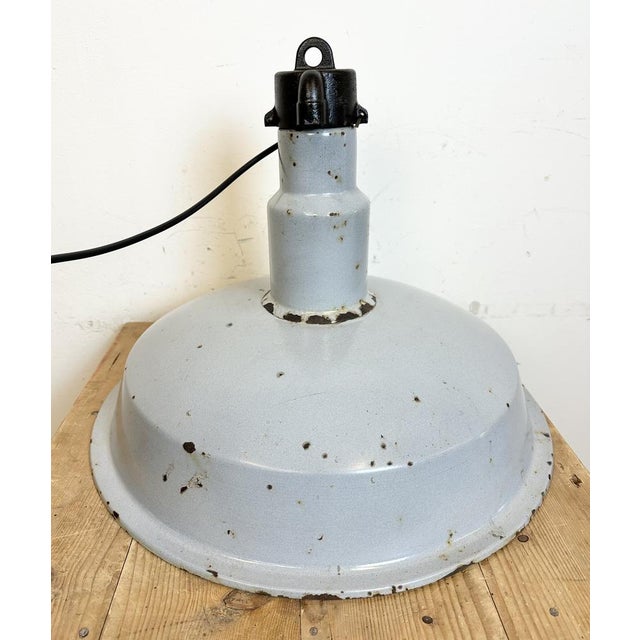 Large Mid-Century Industrial Grey Enamel Factory Lamp, 1950s For Sale - Image 11 of 17