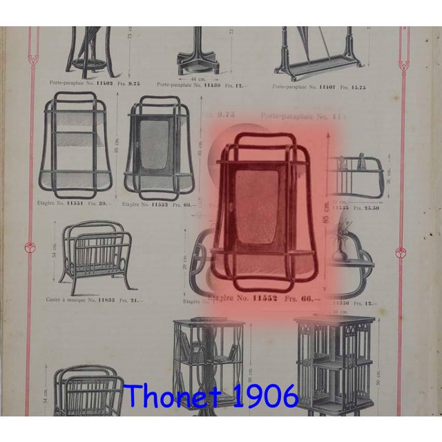 Central panel in walnut burl, brass keyhole escutcheon and hinges, one original shelf. Functional lock. Several versions...