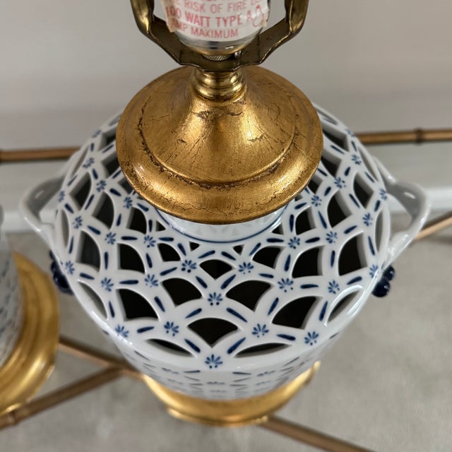 1980s Chinoiserie Hollywood Regency Blue and White Fishnet Table Lamps With Custom Fabric Shades - A Pair For Sale - Image 13 of 17