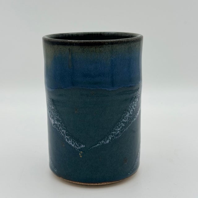 1970s Vintage Signed Studio Pottery Ocean Wave Vase / Utensil Cup – Blue Gray Glaze, 5” For Sale - Image 5 of 8