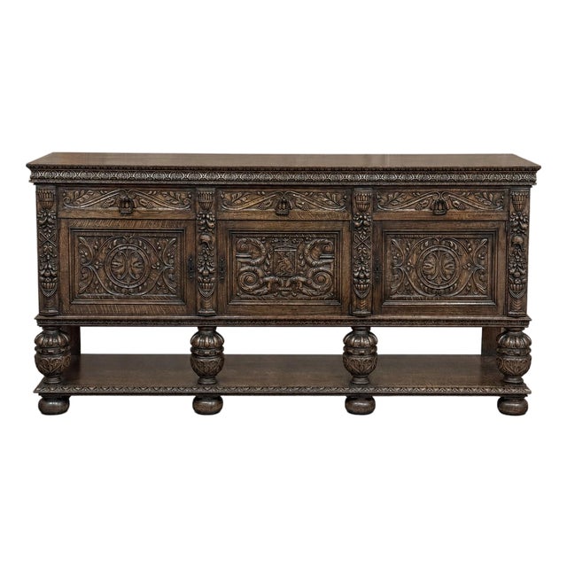 Antique French Renaissance Raised Buffet in Carved Oak For Sale