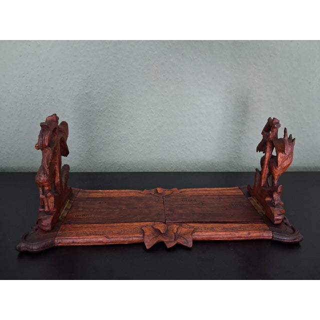 Walnut Wood Bookends from the Black Forest and Brienz, Switzerland, Set of 2 For Sale - Image 10 of 15