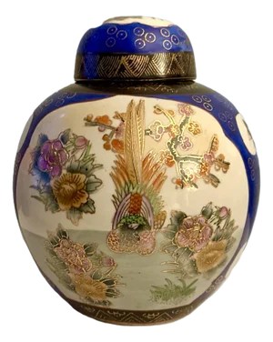 Chinoiserie Hand Painted Lidded Chinese Ginger Jar