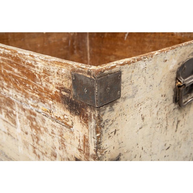 Large 19th Century French Pine Baker's Table For Sale - Image 12 of 14