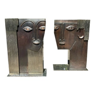 Pair of Head Sculptures by Franz Hagenauer Werkstatte Hagenauer Wien, Circa 1970s For Sale