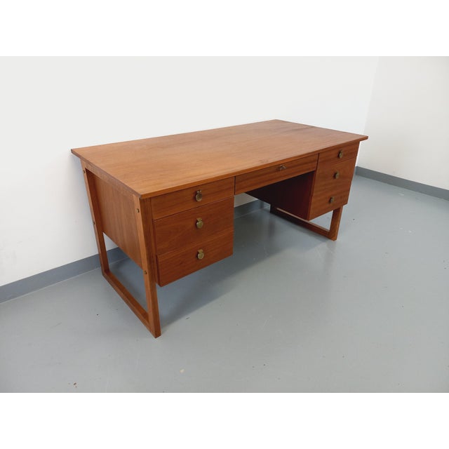 Double-Sided Executive Desk in Teak, 1960s For Sale - Image 4 of 18