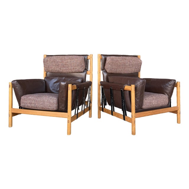 Pair of Dependable Furniture MFG Co Leather Lounge Chairs For Sale