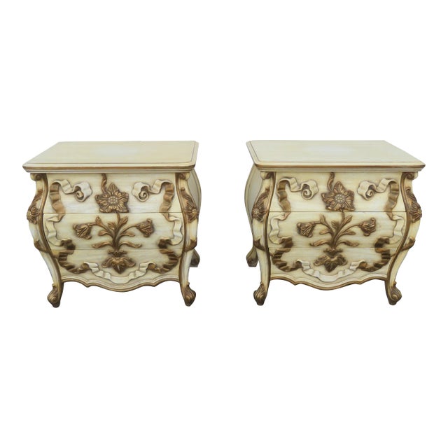 French Carved Large Bombe Serpentine Nightstands Bedside Tables a Pair For Sale