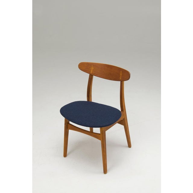Vintage CH30 Dining Chairs by Hans J. Wegner for Carl Hansen & Søn, 1950s, Set of 4 For Sale - Image 6 of 16