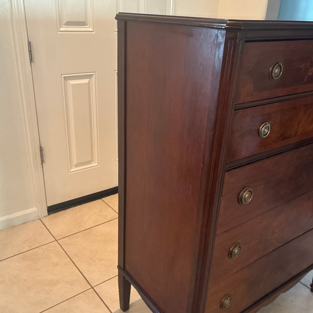 Chestnut Antique Inlaid Mahogany Five-Drawer Chest, Circa 1900 — Federal Revival Companion Piece For Sale - Image 8 of 11