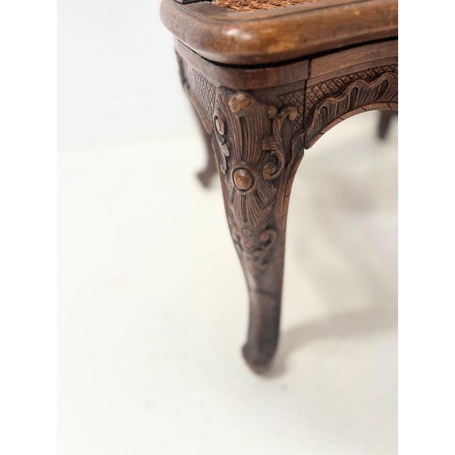 Pair of Regency style armchairs in natural wood Armchairs with flat backs and a frame carved with shells and acanthus...