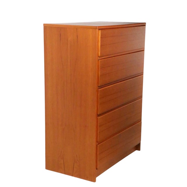Uldum Møbelfabrik Mid Century Danish Modern Chest of Drawers by Uldum For Sale - Image 4 of 16