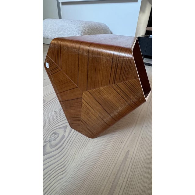 1960s Japanese Stool in Plywood and Wood Veneer by Reiki Tanabe for Tendo Mokpo, 1960s For Sale - Image 5 of 10