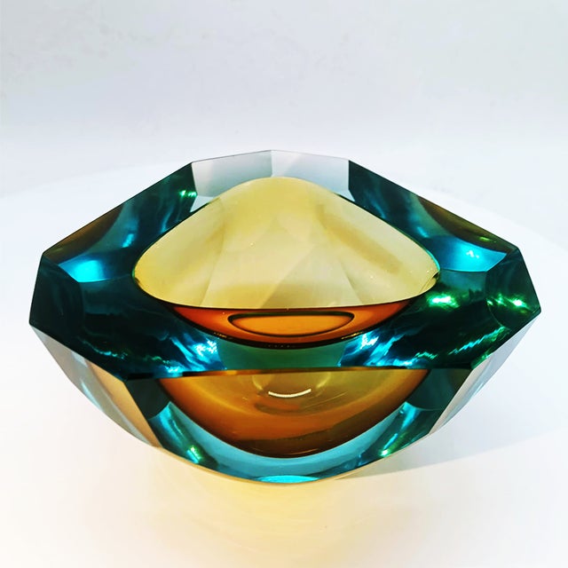 Vintage Italian Multifaceted Geode Ashtray in Murano Glass by Flavio Poli for Seguso, 1960s For Sale - Image 3 of 9