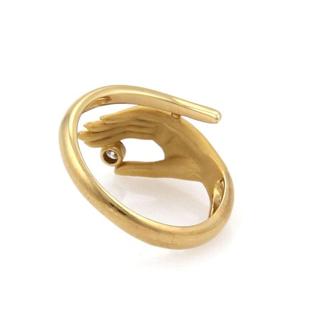 Contemporary Mid 20th Century Carrera y Carrera Diamond 18k Yellow Gold Detailed Hand Ring - Size 5.5 For Sale - Image 3 of 7