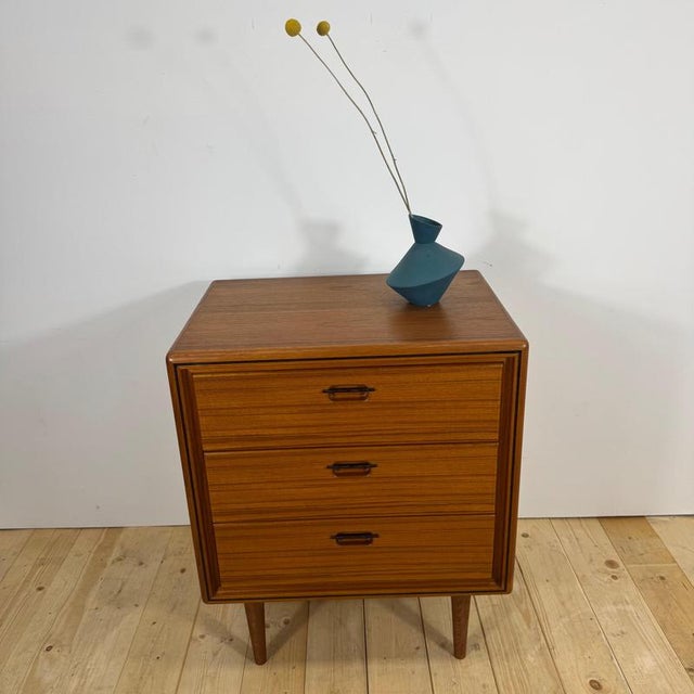 Small Three-Drawer Teak Chest of Drawers, Denmark, 1960 For Sale - Image 10 of 14