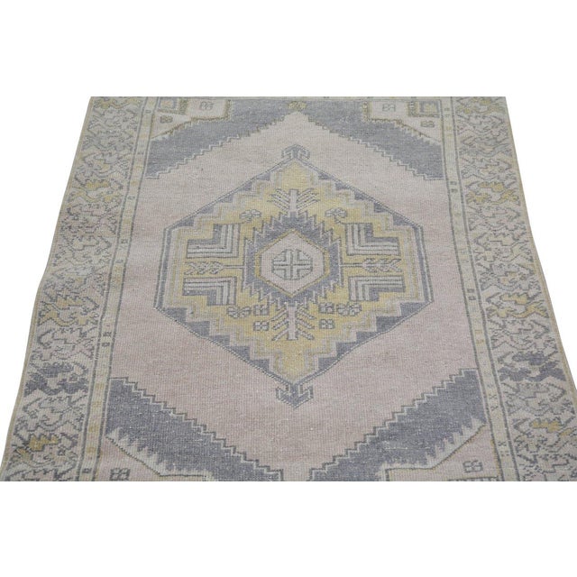 Vintage Turkish Anatolian Hand Knotted Wool Rug, 3'3''x5'2'' For Sale - Image 4 of 4