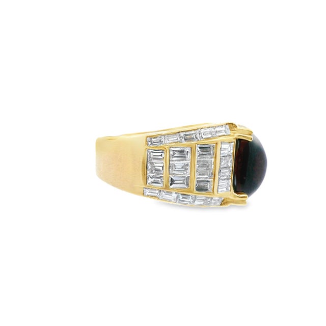 Red 1990s 18k Yellow Gold Red Garnet and Diamond Statement Ring, Size 6 For Sale - Image 8 of 10