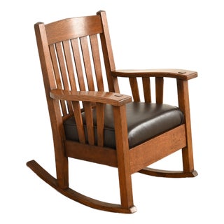 Stickley Brothers Style Antique Mission Oak Arts & Crafts Rocking Chair, Circa 1910 For Sale