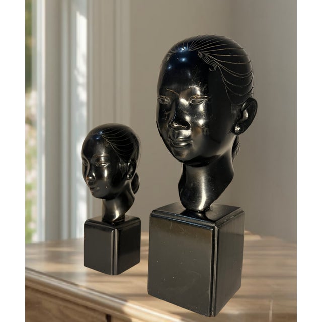 Contemporary Mid-Century Nguyen Thanh Le Bronze Bust of Young Vietnamese Women- A Pair For Sale - Image 3 of 18