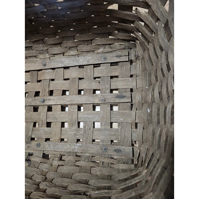 Mid-Century Modern 1940s Day Basket Co. Handwoven White Oak Long Market Basket, Stamped For Sale - Image 3 of 6