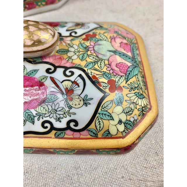 Vintage Chinoiserie Pink and Gold Lidded Box For Sale - Image 10 of 13