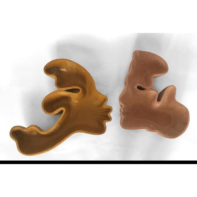 Set Of 2 Kiss Couple Marble Recipients by Jean Pascal Levy-Trumet Limited Edition. Dimensions: D 39 x W 32 x H 10 cm...