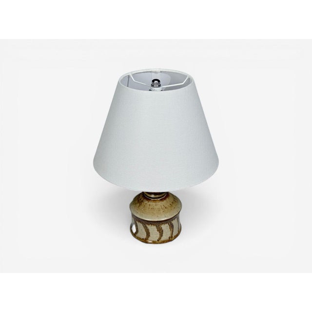 Mid-Century Modern 1960s Joseph Simon, Danish Modern, Table Lamp, Beige Stoneware, Denmark For Sale - Image 3 of 9