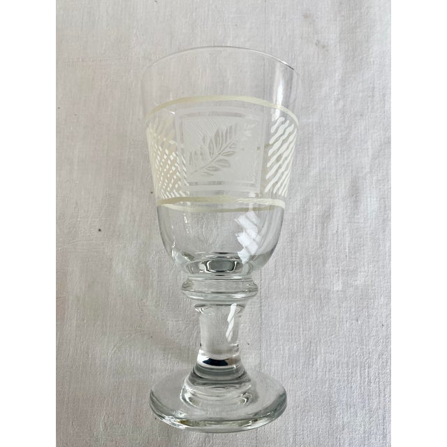 Mid-Century Modern Vintage Pfaltzgraff Sierra 16 Oz Pedestal Iced Tea/Water Glass Goblets - Set of 3 Excellent Condition For Sale - Image 3 of 12