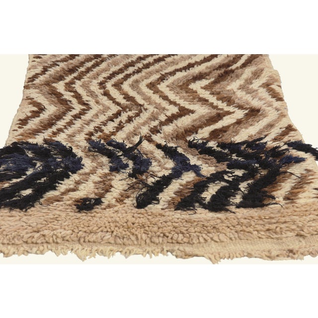 Berber Tribes of Morocco Vintage Azilal Moroccan Rug, 02'04 X 06'02 For Sale - Image 4 of 10