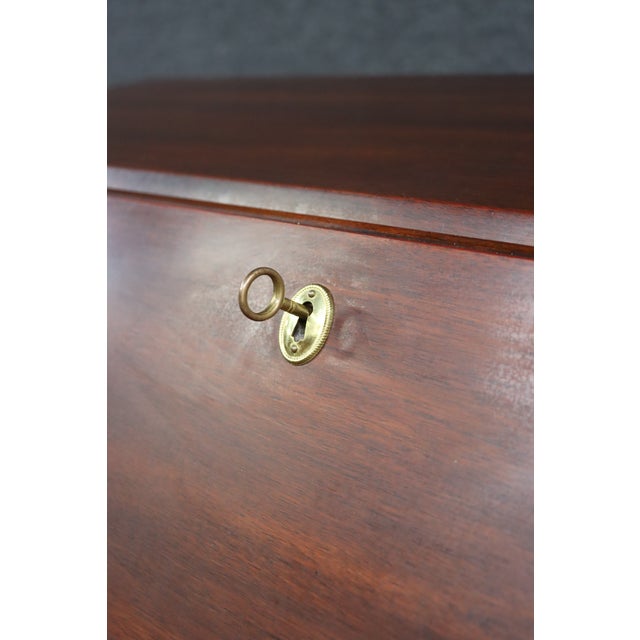 Henkel Harris Mahogany Chippendale Secretary Desk With Fitted Interior For Sale In Philadelphia - Image 6 of 17