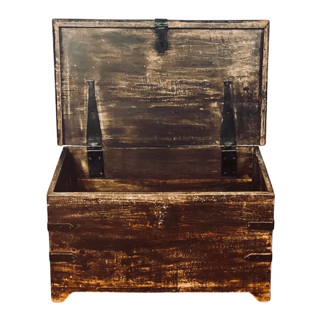 Late 19th Century 19th Century Japanese Meiji Period Elmwood Chest For Sale - Image 5 of 12