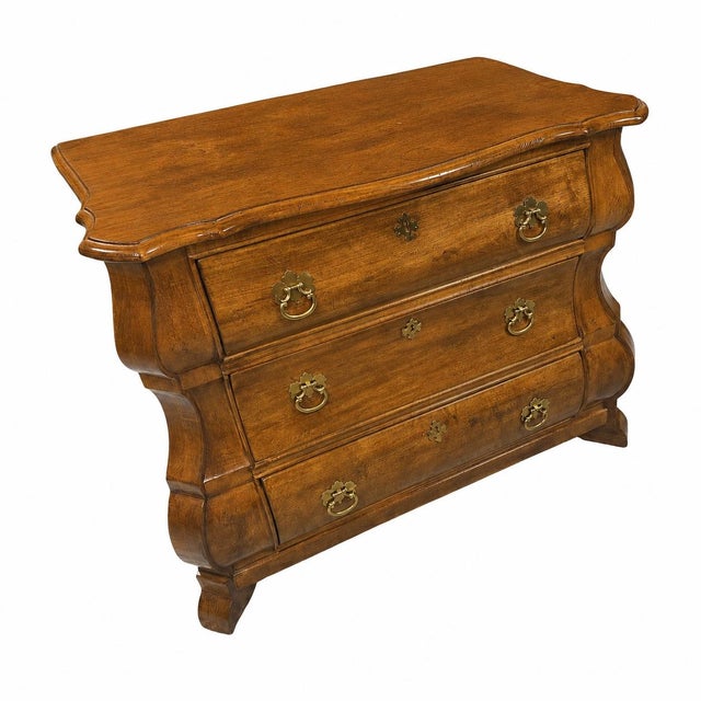 French Vintage CTH Sherrill Occasional French Bombe Style 3-Drawer Chest For Sale - Image 3 of 10