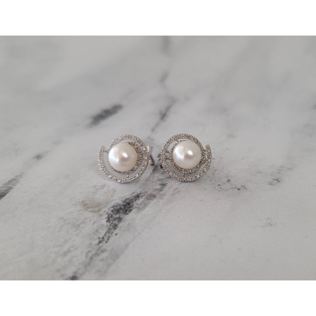 Contemporary Freshwater Pearl Diamond Earrings .36cttw 14k White Gold, 2 Pieces For Sale - Image 3 of 4