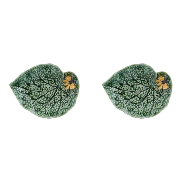 Bordallo Pinheiro Countryside Leaves, Begonia Leaf with Butterfly, Set of 2 For Sale