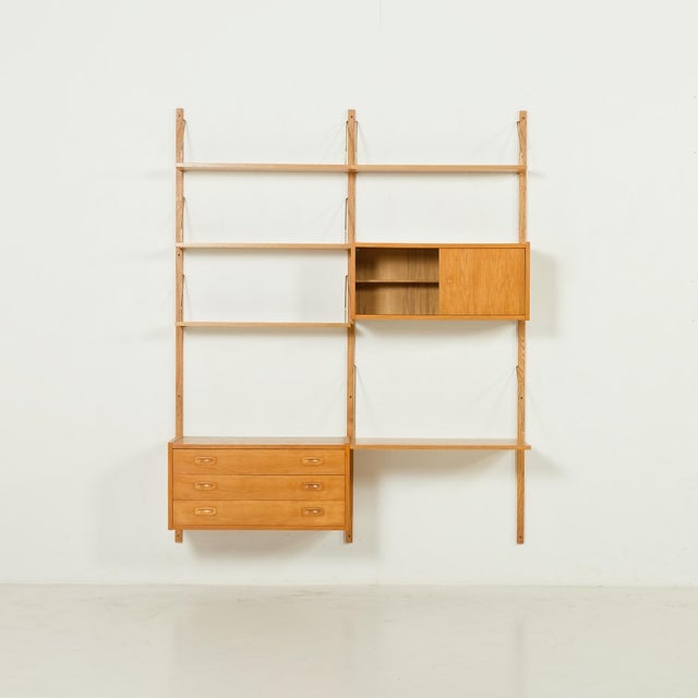 1970s Danish Oak Wall Unit by Preben Sorensen for PS System, Randers, 1970s For Sale - Image 5 of 17
