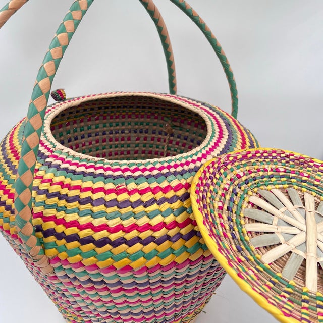 Late 20th Century Vintage Rainbow Seagrass Woven Basket: Extra Large Storage, Snake Charmer Basket For Sale - Image 5 of 12