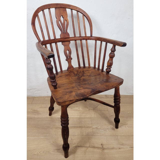 19th Century Victorian Windsor Armchair For Sale - Image 3 of 18