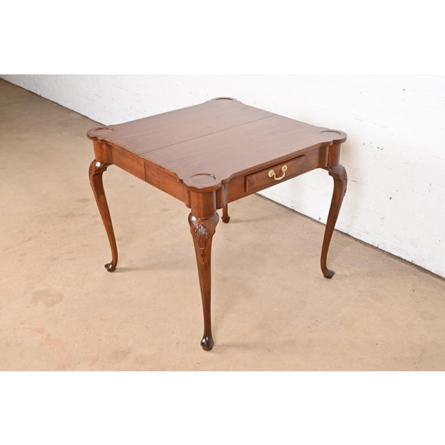 A gorgeous Queen Anne or Georgian style two-drawer game table or breakfast table By Henredon, "Aston Court" Collection...